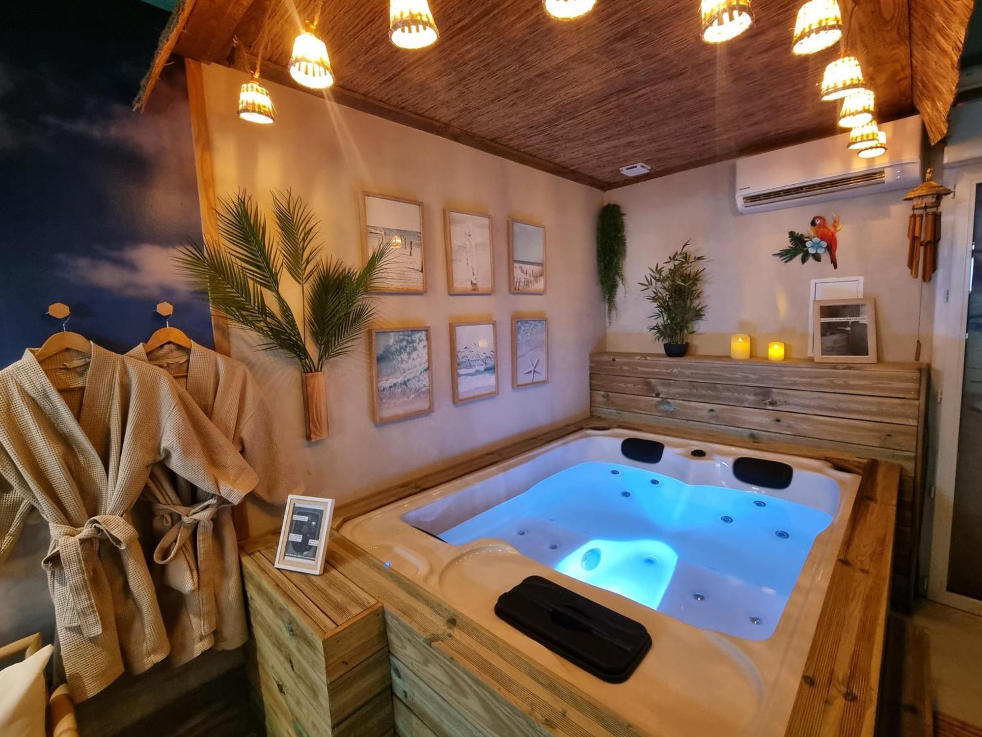 Les Spas De La Mer, Appart&Spa Aloha, 100M De La Plage, Plein Coeur Du Grau Le Grau-du-Roi Exterior foto