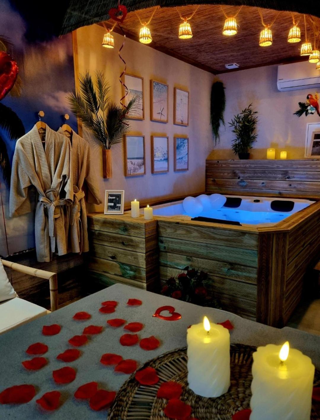 Les Spas De La Mer, Appart&Spa Aloha, 100M De La Plage, Plein Coeur Du Grau Le Grau-du-Roi Exterior foto